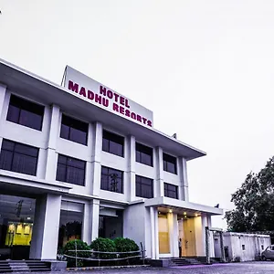 Madhu 3* Agra (Uttar Pradesh)